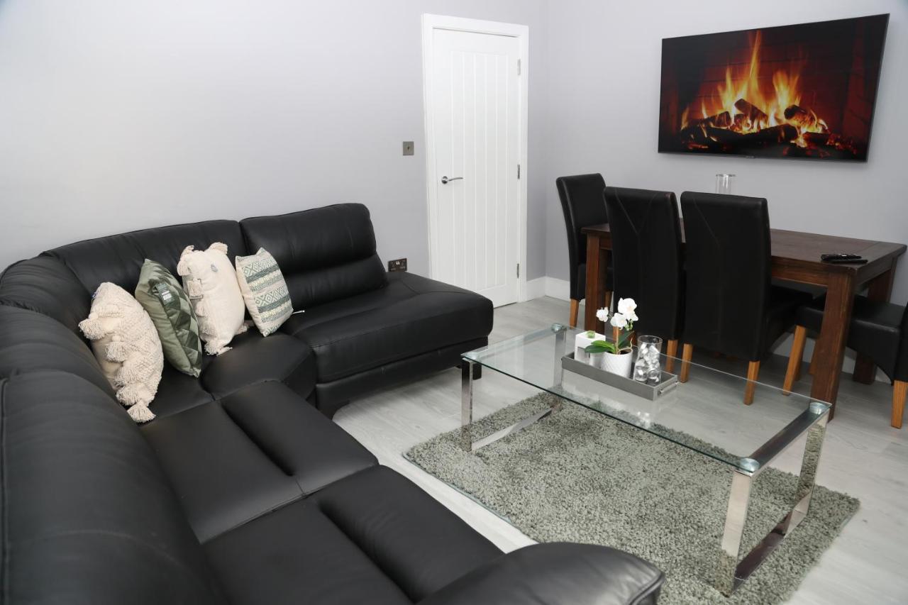 Homely 1-Bed Apartment In Birmingham Luaran gambar